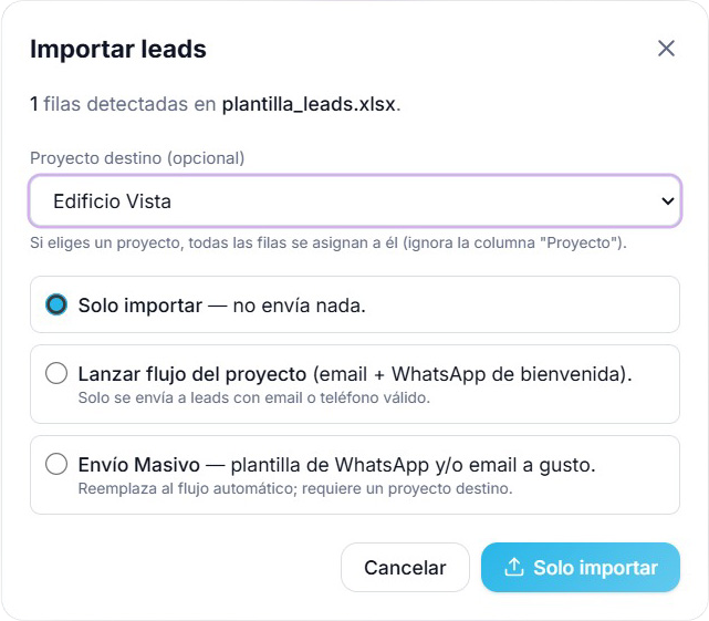 Modal de importar leads de Wovku con opciones de solo importar, lanzar flujo o envío masivo
